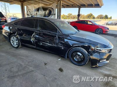 Czwarte zdjęcie samochodu z boku: 2018 HONDA ACCORD LX VIN:1HGCV1F15JA102007 - miniatura
