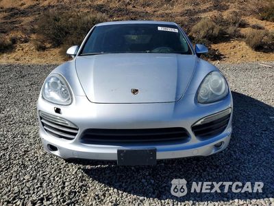 Piąte zdjęcie samochodu w środku: 2011 PORSCHE CAYENNE S VIN:WP1AB2A29BLA43195 - miniatura