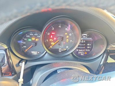 Zdjęcie 9 z 13 samochodu: 2020 PORSCHE MACAN VIN:WP1AA2A5XLLB06755 - miniatura