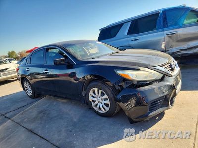 Czwarte zdjęcie samochodu z boku: 2016 NISSAN ALTIMA 2.5 S VIN:1N4AL3AP5GN343169 - miniatura