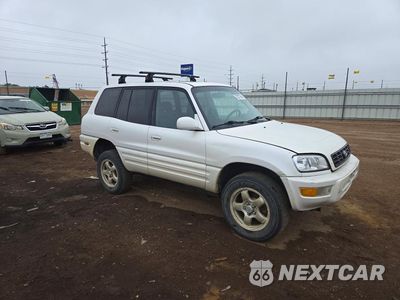Czwarte zdjęcie samochodu z boku: 1999 TOYOTA RAV4 BASE VIN:JT3HP10V3X7142848 - miniatura