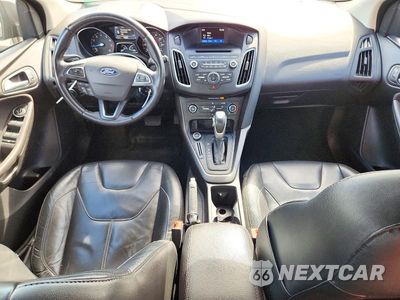 Zdjęcie 8 z 12 samochodu: 2016 FORD FOCUS SE VIN:1FADP3K29GL332935 - miniatura