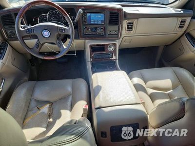 Zdjęcie 8 z 13 samochodu: 2006 CADILLAC ESCALADE LUXURY VIN:1GYEK63N86R121304 - miniatura