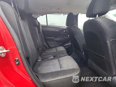 Zdjęcie 11 z 13 samochodu: 2020 MITSUBISHI ECLIPSE CROSS SE VIN:JA4AT5AA3LZ005624 - miniatura