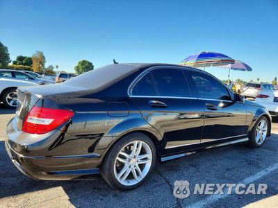 Trzecie zdjęcie samochodu z tyłu: 2013 MERCEDES-BENZ C 250 VIN:WDDGF4HB2DA799893 - miniatura