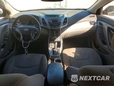 Zdjęcie 8 z 12 samochodu: 2016 HYUNDAI ELANTRA SE VIN:KMHDH4AE0GU635312 - miniatura