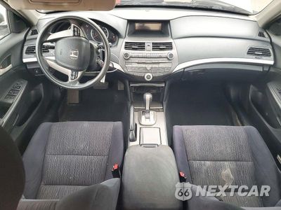 Zdjęcie 8 z 12 samochodu: 2012 HONDA ACCORD LX VIN:1HGCP2F36CA040511 - miniatura