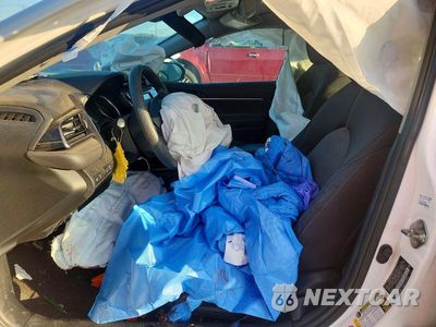Zdjęcie 7 z 12 samochodu: 2019 TOYOTA CAMRY LE VIN:4T1B11HK5KU190399 - miniatura