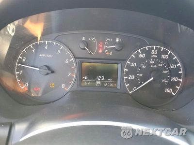 Zdjęcie 9 z 12 samochodu: 2017 NISSAN SENTRA S VIN:3N1AB7AP7HY237401 - miniatura