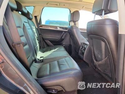 Zdjęcie 11 z 13 samochodu: 2016 VOLKSWAGEN TOUAREG SPORT VIN:WVGEF9BP2GD011261 - miniatura