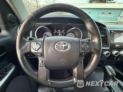 Zdjęcie 13 z 14 samochodu: 2021 TOYOTA SEQUOIA TRD PRO VIN:5TDEY5B10MS182254 - miniatura
