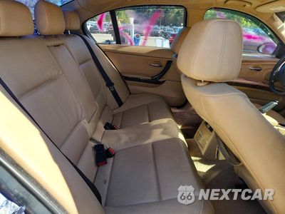 Zdjęcie 10 z 12 samochodu: 2006 BMW 325 I VIN:WBAVB13536KX69650 - miniatura