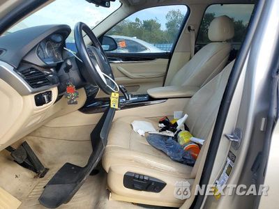 Zdjęcie 7 z 13 samochodu: 2014 BMW X5 SDRIVE35I VIN:5UXKR2C59E0H34064 - miniatura