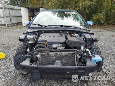 Piąte zdjęcie samochodu w środku: 2015 VOLKSWAGEN GOLF TDI VIN:3VW2A7AU2FM098323 - miniatura