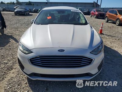 Piąte zdjęcie samochodu w środku: 2019 FORD FUSION SE VIN:3FA6P0LU7KR103039 - miniatura