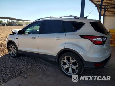 Drugie zdjęcie samochodu z przodu: 2018 FORD ESCAPE TITANIUM VIN:1FMCU0J96JUC09361 - miniatura