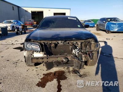 Piąte zdjęcie samochodu w środku: 2020 CHRYSLER 300 S VIN:2C3CCAGG7LH180868 - miniatura