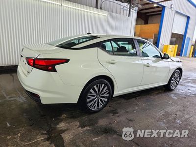 Trzecie zdjęcie samochodu z tyłu: 2026 NISSAN ALTIMA SV VIN:1N4BL4DW8TN331489 - miniatura