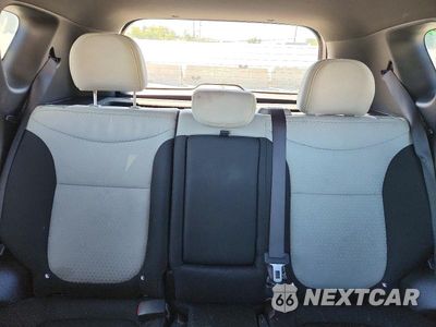 Zdjęcie 10 z 13 samochodu: 2016 KIA SOUL + VIN:KNDJP3A54G7397547 - miniatura