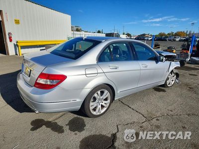 Trzecie zdjęcie samochodu z tyłu: 2011 MERCEDES-BENZ C 300 VIN:WDDGF5EB2BR175195 - miniatura