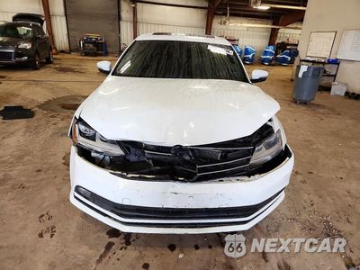 Piąte zdjęcie samochodu w środku: 2017 VOLKSWAGEN JETTA SEL VIN:3VWL17AJ9HM384392 - miniatura