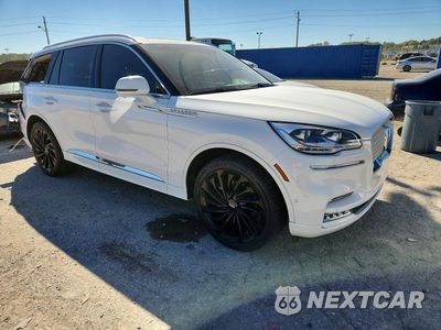 Czwarte zdjęcie samochodu z boku: 2022 LINCOLN AVIATOR RESERVE VIN:5LM5J7XCXNGL08229 - miniatura