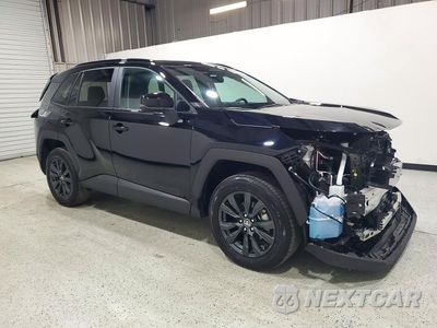 Czwarte zdjęcie samochodu z boku: 2026 TOYOTA RAV4 XLE PREMIUM VIN:2T36DRBVXTW002561 - miniatura