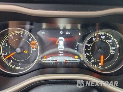 Zdjęcie 9 z 13 samochodu: 2017 JEEP CHEROKEE LIMITED VIN:1C4PJLDB8HW596394 - miniatura
