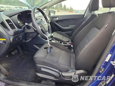 Zdjęcie 7 z 12 samochodu: 2017 KIA FORTE LX VIN:3KPFK4A79HE156550 - miniatura