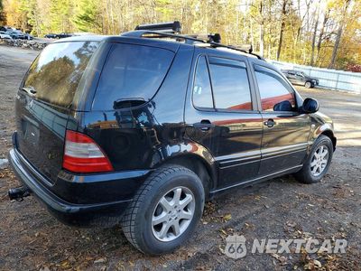 Trzecie zdjęcie samochodu z tyłu: 1999 MERCEDES-BENZ ML 430 VIN:4JGAB72E0XA121787 - miniatura