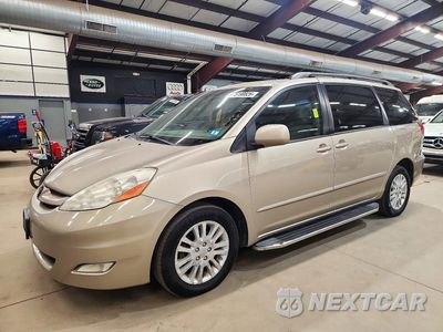 2008 TOYOTA SIENNA XLE 5TDBK22C28S013332 - główne zdjęcie licytacji z USA - miniatura