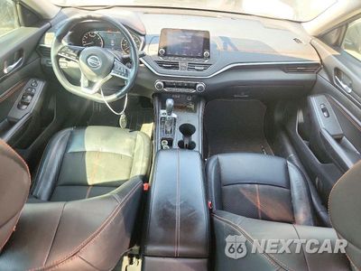 Zdjęcie 8 z 12 samochodu: 2019 NISSAN ALTIMA SR VIN:1N4BL4CV6KN308428 - miniatura
