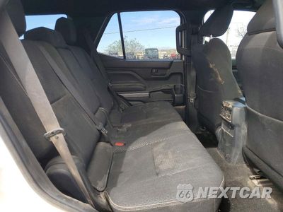 Zdjęcie 11 z 13 samochodu: 2025 TOYOTA 4RUNNER SR5 VIN:JTEVA5BR0S5052659 - miniatura