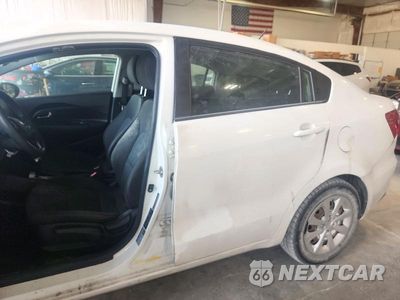 Zdjęcie 12 z 13 samochodu: 2016 KIA RIO LX VIN:KNADM4A31G6541746 - miniatura