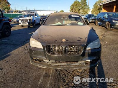 Piąte zdjęcie samochodu w środku: 2015 BMW 750 LXI VIN:WBAYF8C5XFD655367 - miniatura