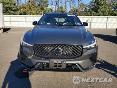 Piąte zdjęcie samochodu w środku: 2026 VOLVO XC60 PLUS VIN:YV4M12RC6T1427038 - miniatura