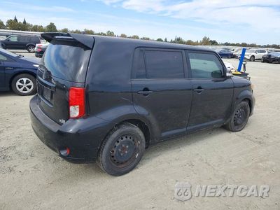 Trzecie zdjęcie samochodu z tyłu: 2012 SCION XB BASE VIN:JTLZE4FE7CJ010921 - miniatura