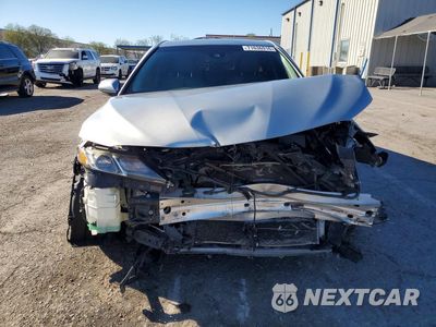 Piąte zdjęcie samochodu w środku: 2018 TOYOTA CAMRY SE VIN:4T1B11HKXJU524716 - miniatura