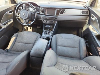 Zdjęcie 8 z 13 samochodu: 2019 KIA NIRO LX VIN:KNDCB3LC2K5322692 - miniatura