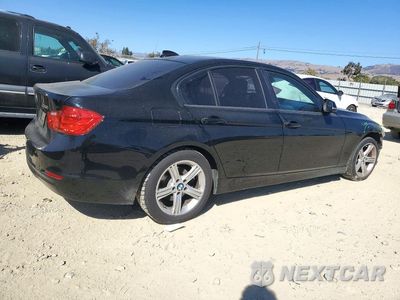 Trzecie zdjęcie samochodu z tyłu: 2015 BMW 320 I VIN:WBA3B1G52FNT05216 - miniatura
