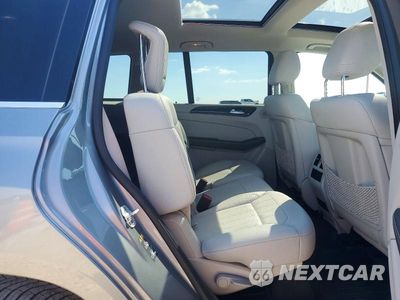 Zdjęcie 10 z 12 samochodu: 2016 MERCEDES-BENZ GL 350 BLUETEC VIN:4JGDF2EEXGA655007 - miniatura