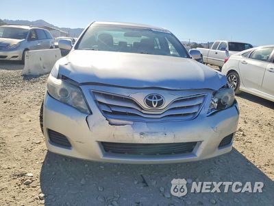 Piąte zdjęcie samochodu w środku: 2010 TOYOTA CAMRY LE VIN:4T1BF3EK4AU042065 - miniatura