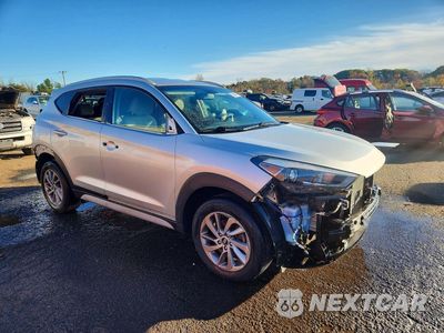 Czwarte zdjęcie samochodu z boku: 2018 HYUNDAI TUCSON SEL VIN:KM8J3CA47JU733036 - miniatura