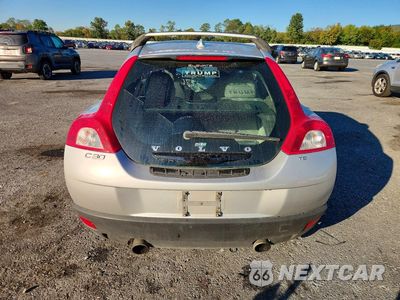 Zdjęcie 6 z 12 samochodu: 2009 VOLVO C30 T5 VIN:YV1MK672692137493 - miniatura
