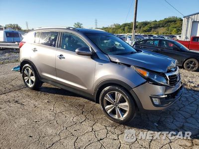 Czwarte zdjęcie samochodu z boku: 2014 KIA SPORTAGE SX VIN:KNDPCCA67E7601107 - miniatura