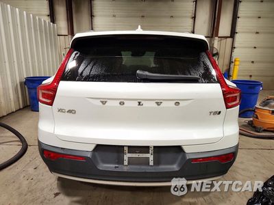 Zdjęcie 6 z 12 samochodu: 2021 VOLVO XC40 T5 MOMENTUM VIN:YV4162UK4M2399142 - miniatura