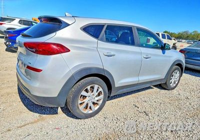Trzecie zdjęcie samochodu z tyłu: 2019 HYUNDAI TUCSON SE VIN:KM8J2CA4XKU873263 - miniatura