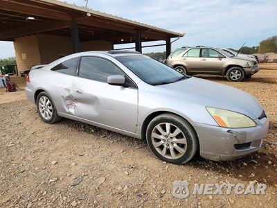 Czwarte zdjęcie samochodu z boku: 2004 HONDA ACCORD EX VIN:1HGCM82644A018181 - miniatura