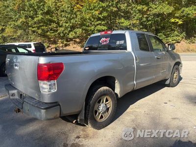 Czwarte zdjęcie samochodu z boku: 2011 TOYOTA TUNDRA DOUBLE CAB SR5 VIN:5TFUM5F12BX024796 - miniatura