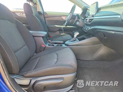 Zdjęcie 7 z 13 samochodu: 2024 KIA FORTE LXS VIN:3KPF24AD5RE704955 - miniatura